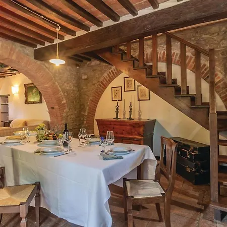 Apartment Cegliolo 2 *